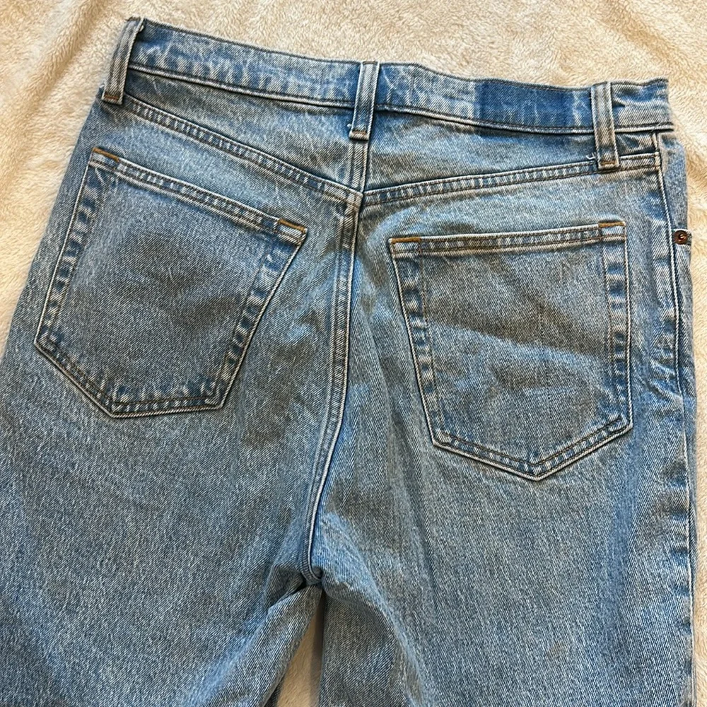 ABERCROMBIE & FITCH 90s Straight Ultra High Rise Jeans - Picture 6 of 6